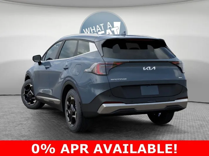 2026 Kia Sportage - view 4
