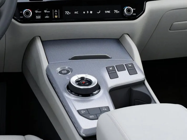 2026 Kia Sportage - view 23