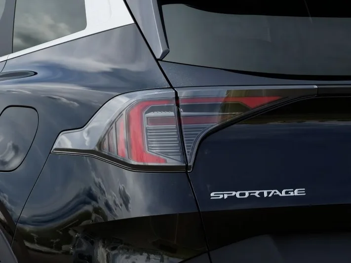 2026 Kia Sportage - view 11