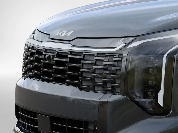 2026 Kia Sportage - view 12