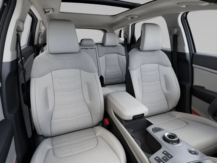 2026 Kia Sportage - view 15