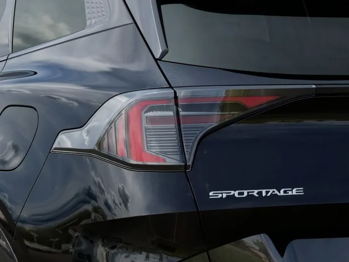 2026 Kia Sportage - view 11