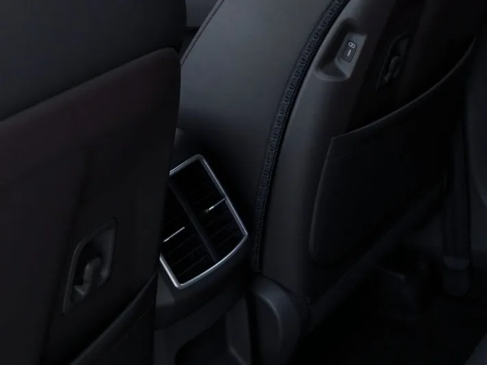2026 Kia Sportage - view 26