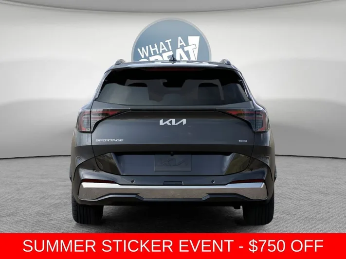 2026 Kia Sportage - view 13