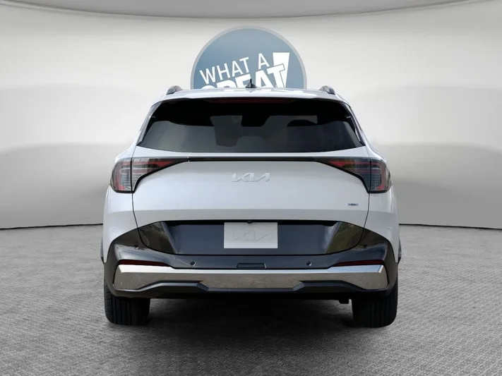 2026 Kia Sportage - view 13