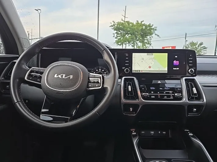 2023 Kia Sorento - view 38