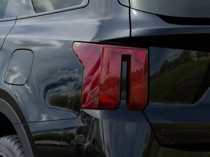 2026 Kia Sorento - view 11