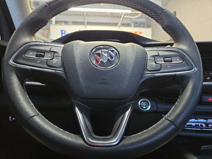 2023 Buick Envision - view 24