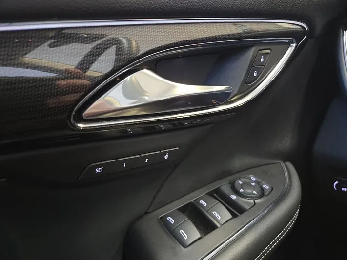 2023 Buick Envision - view 29