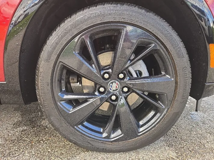 2023 Buick Envision - view 44