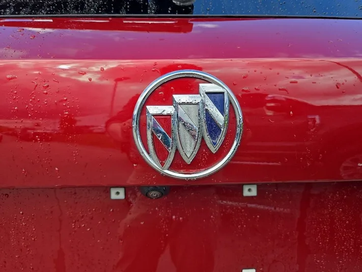 2023 Buick Envision - view 7