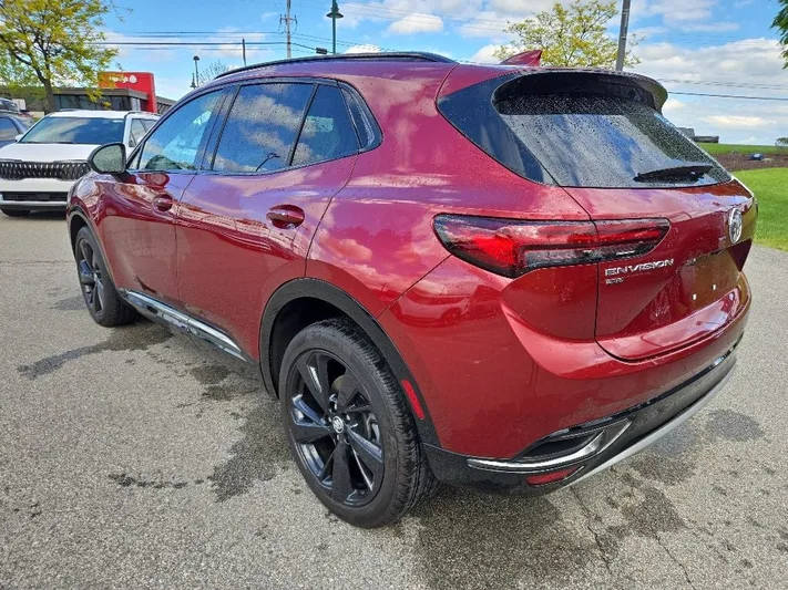 2023 Buick Envision - view 8