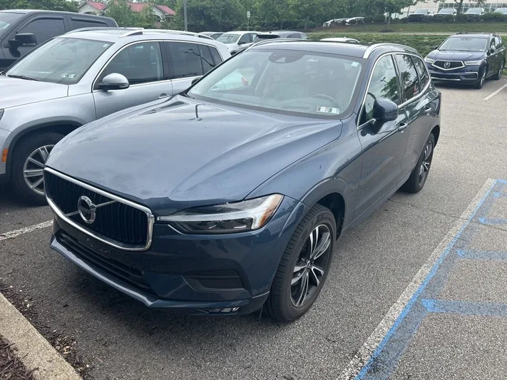 2021 Volvo XC60 - view 3