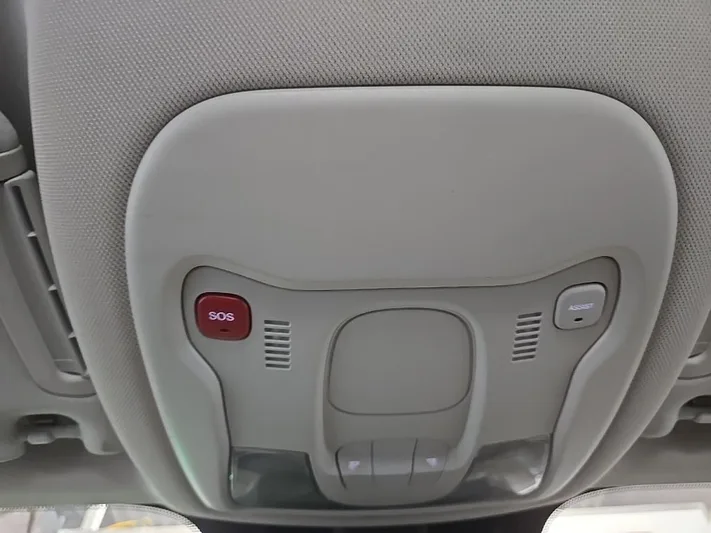 2021 Jeep Renegade - view 23