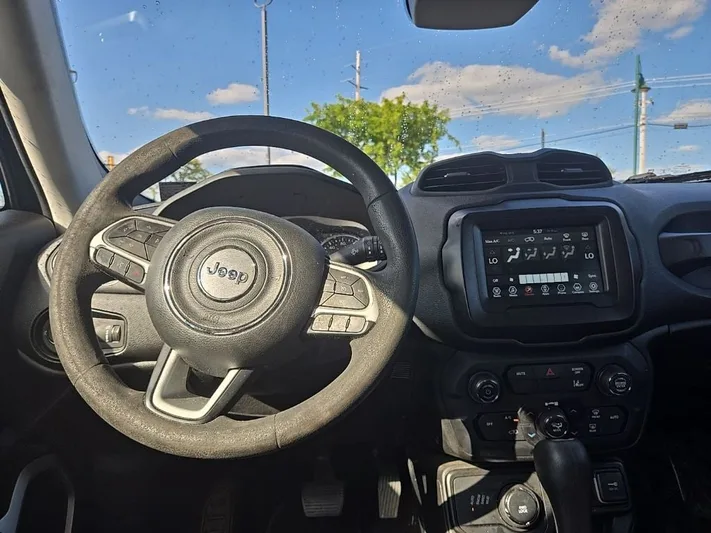 2021 Jeep Renegade - view 30