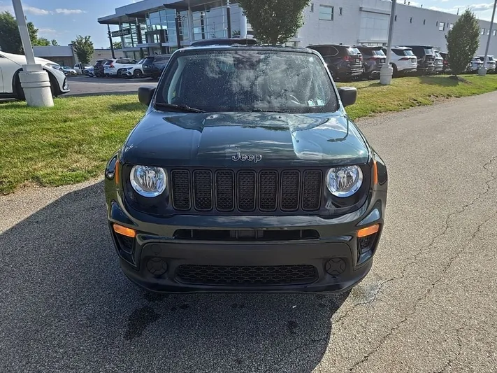 2021 Jeep Renegade - view 5