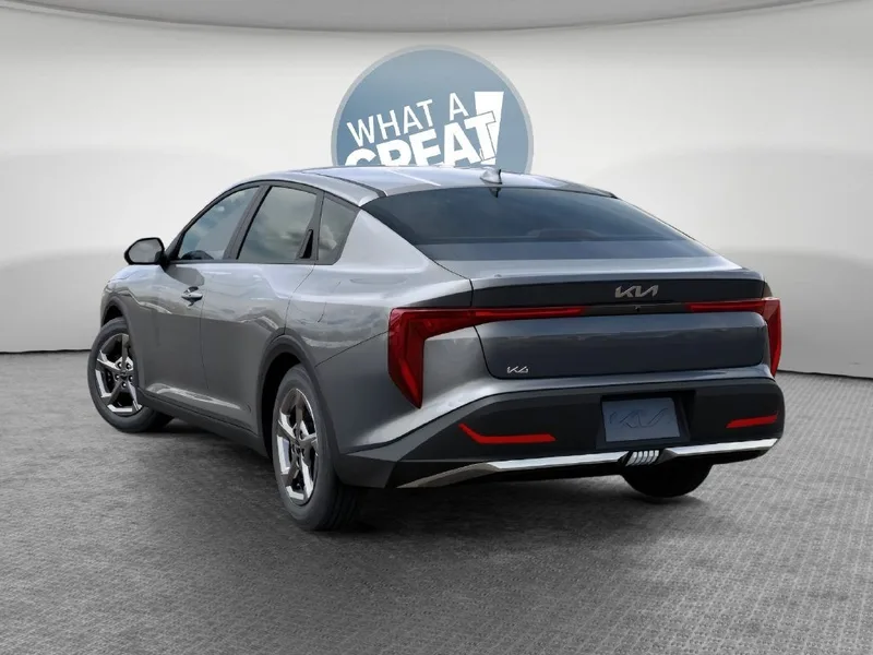 2026 Kia K4 LXS, photo 4