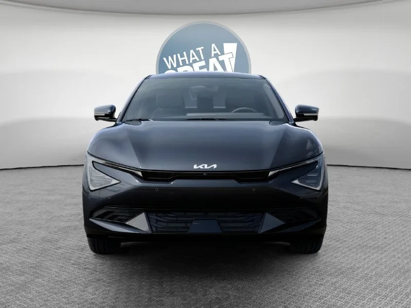 2026 Kia EV6 Wind, photo 2