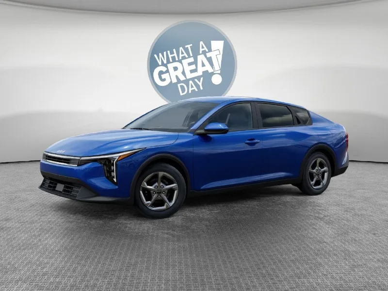 2026 Kia K4 LXS, photo 3
