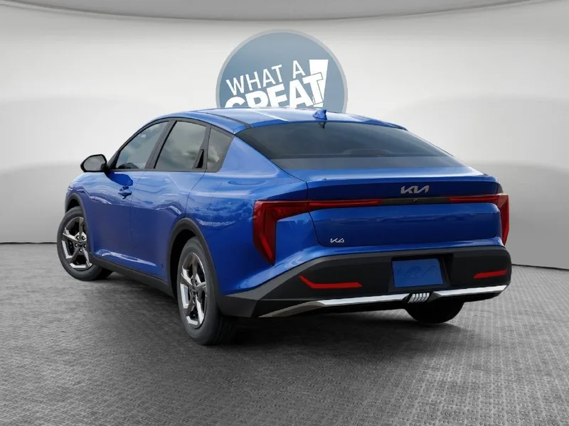 2026 Kia K4 LXS, photo 4