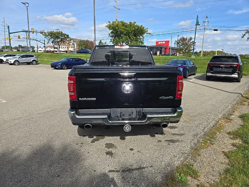 2019 RAM 1500 Laramie 4WD, photo 4