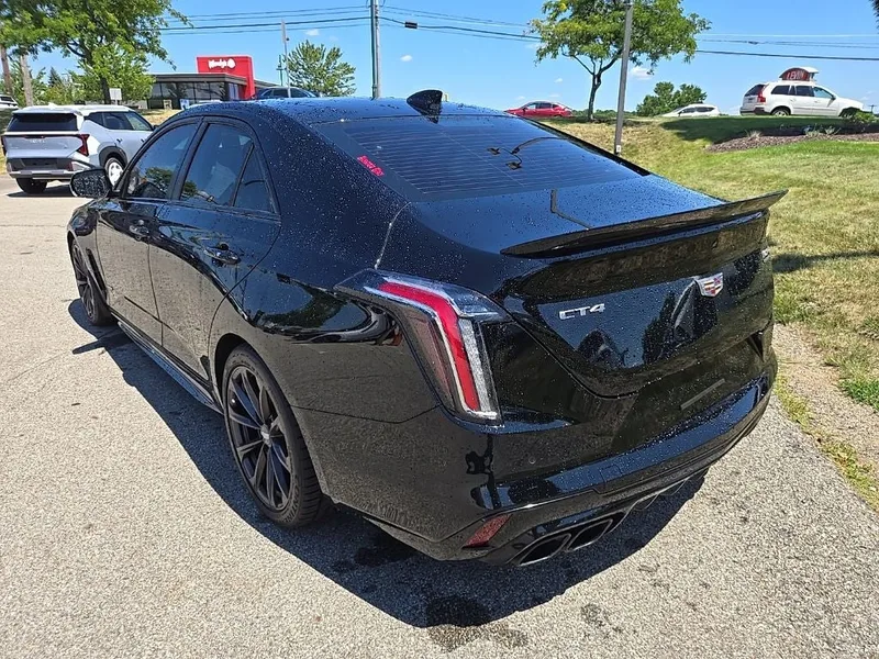 2023 Cadillac CT4 V-Series, photo 10