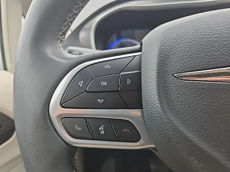 2023 Chrysler Pacifica Touring L, photo 14