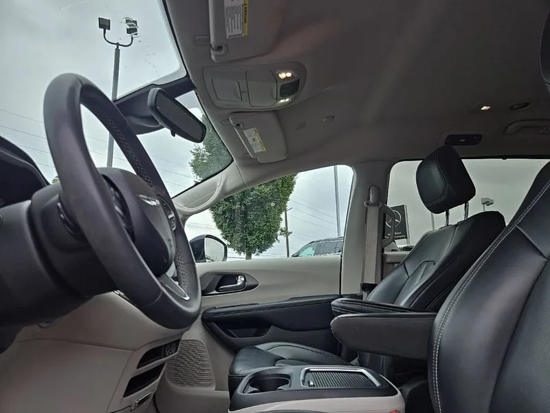 2023 Chrysler Pacifica Touring L, photo 28