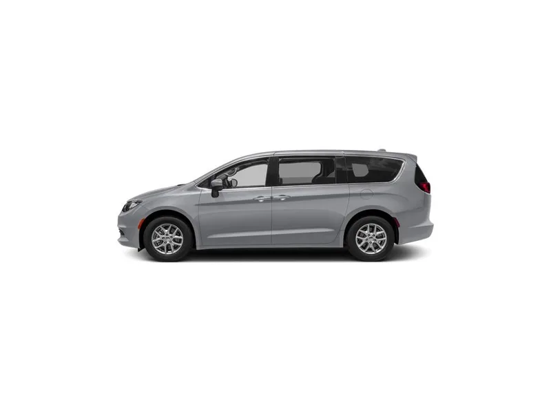 2017 Chrysler Pacifica LX, photo 3