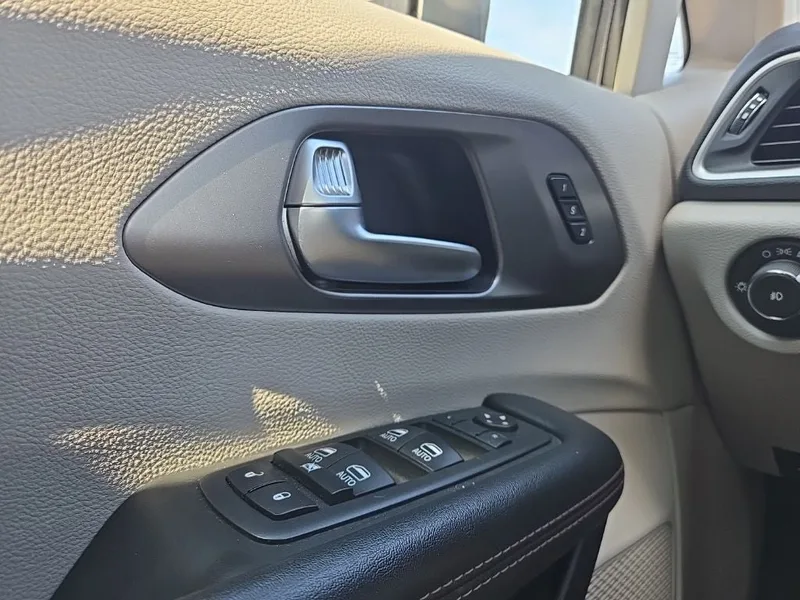 2020 Chrysler Pacifica Touring L Plus, photo 17