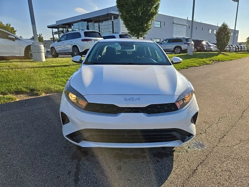 2023 Kia Forte LXS, photo 10