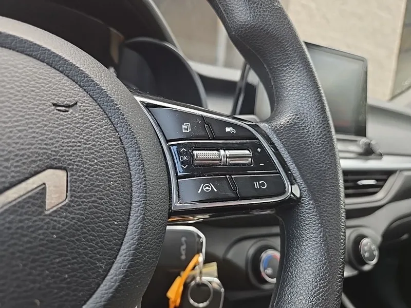 2023 Kia Forte LXS, photo 15