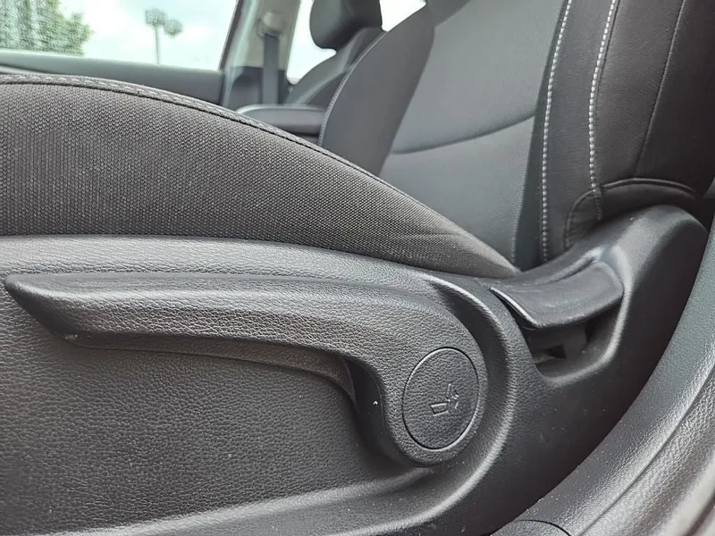 2023 Kia Forte LXS, photo 28