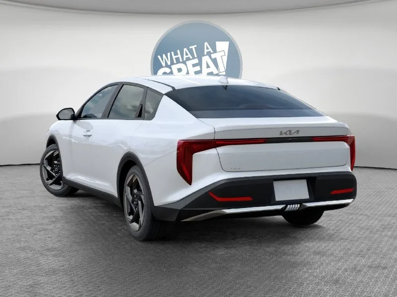 2026 Kia K4 EX, photo 4