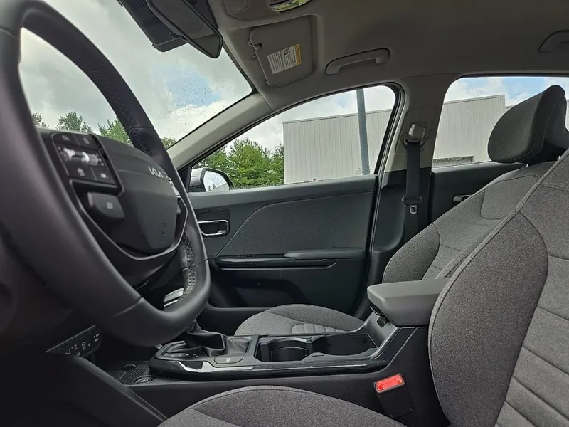 2025 Kia K4 EX, photo 30