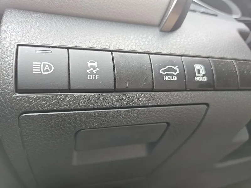 2024 Toyota Camry LE AWD, photo 19