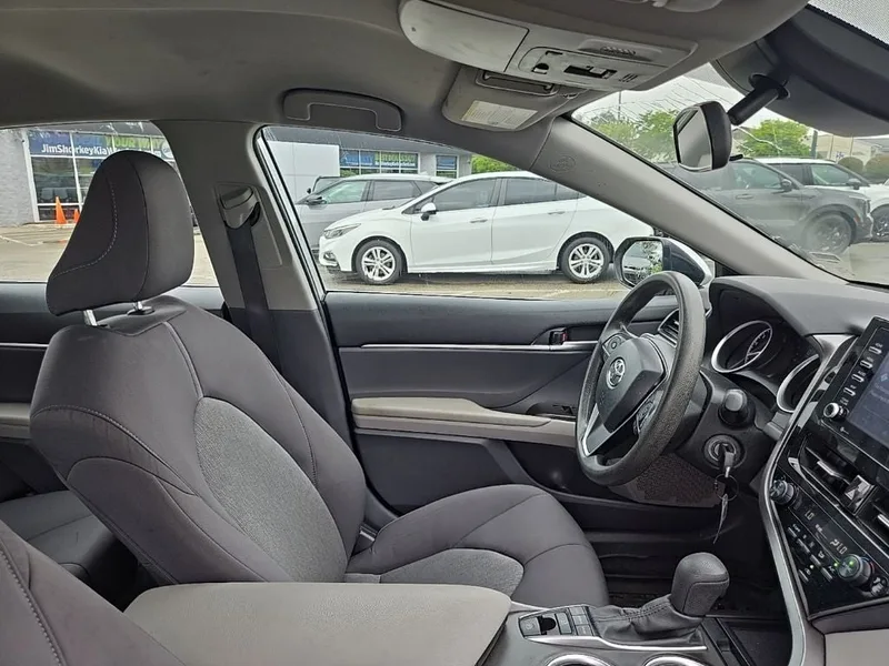 2024 Toyota Camry LE AWD, photo 32