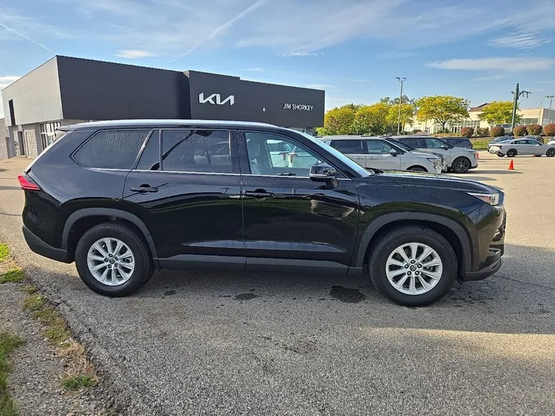 2024 Toyota Grand Highlander XLE AWD, photo 2