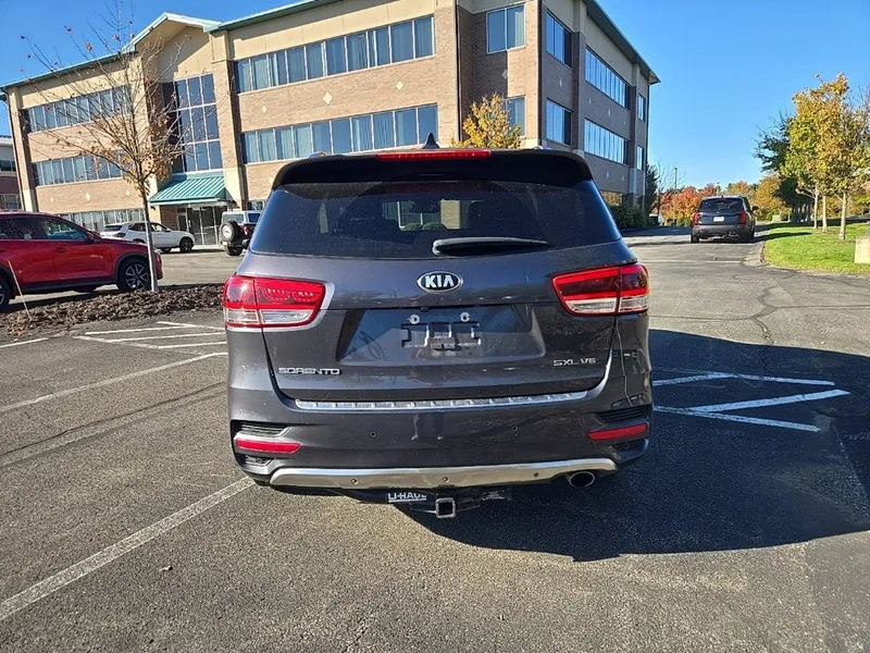 2017 Kia Sorento SX Limited AWD, photo 4