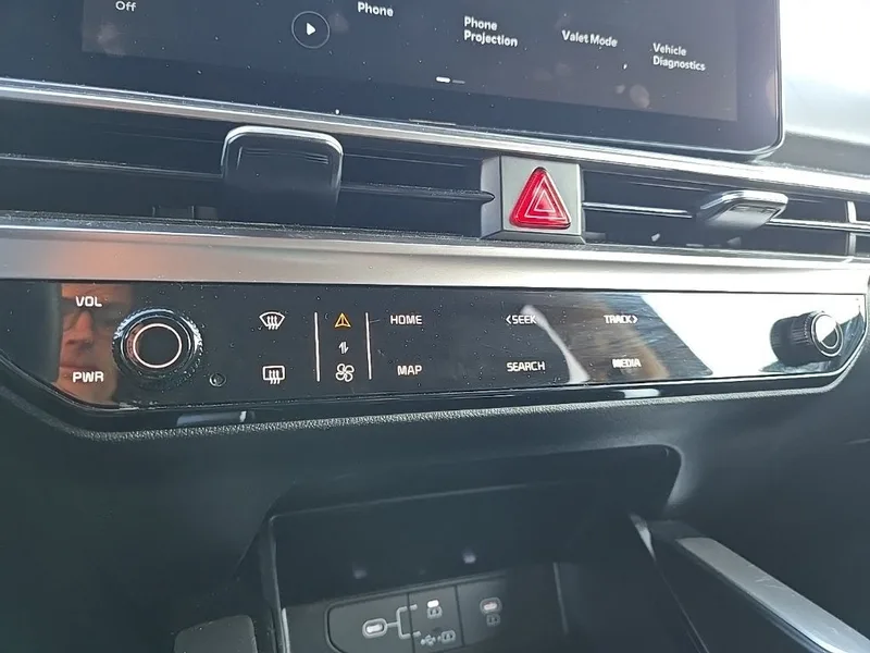 2024 Kia Sorento LX, photo 24
