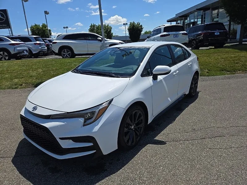 2024 Toyota Corolla SE, photo 11