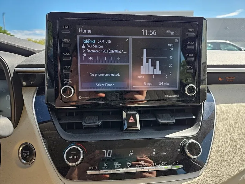 2022 Toyota Corolla LE, photo 22