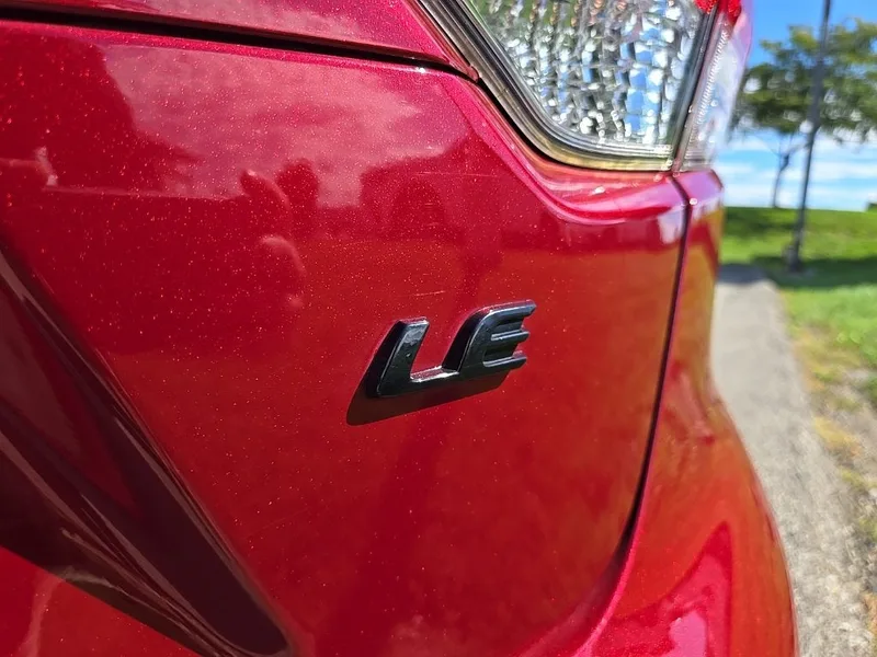 2022 Toyota Corolla LE, photo 6