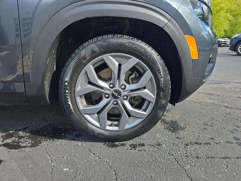 2024 Kia Seltos S AWD, photo 11