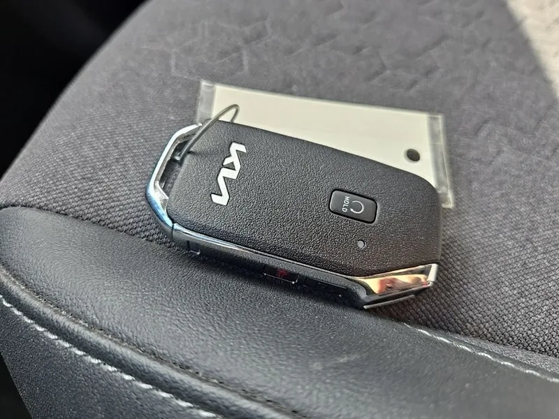 2024 Kia Seltos S AWD, photo 12