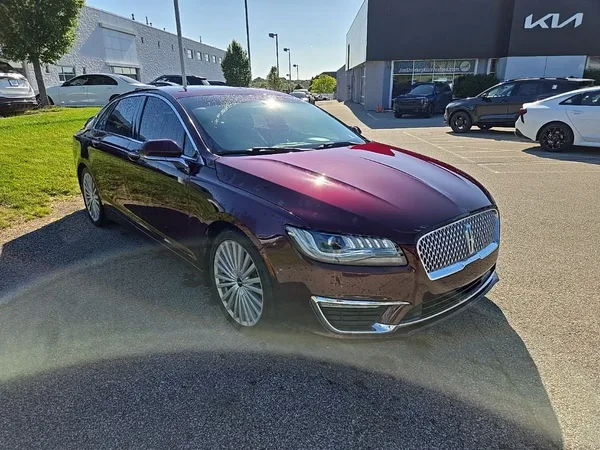 2017 Lincoln MKZ