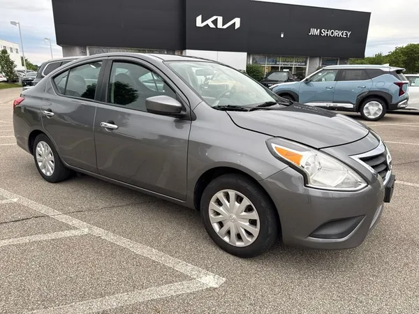 2019 Nissan Versa